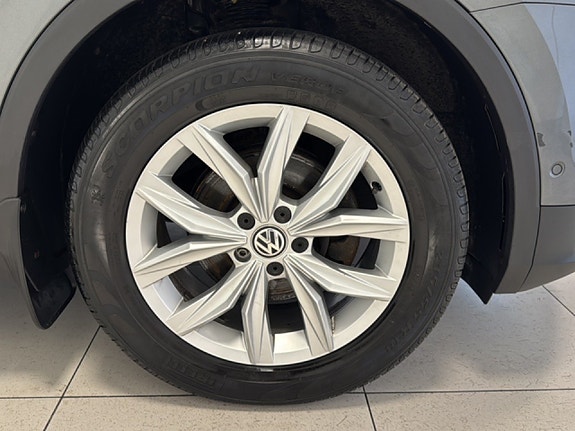 Volkswagen Tiguan 15 of 20