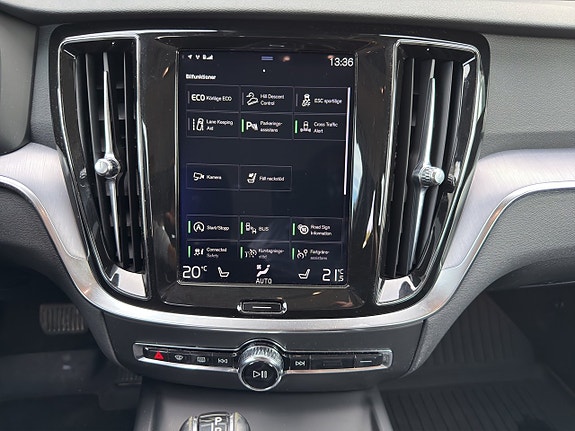 Volvo V60 Cross Country 17 of 20