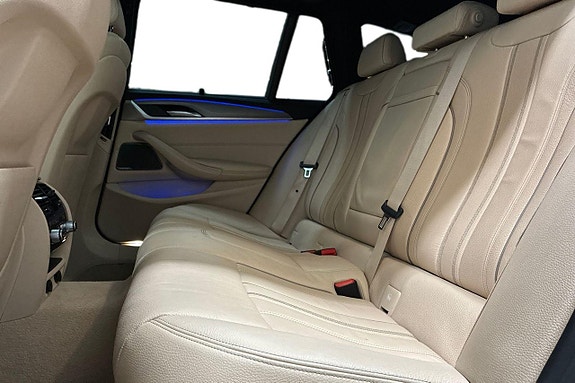 BMW 530i 14 of 30