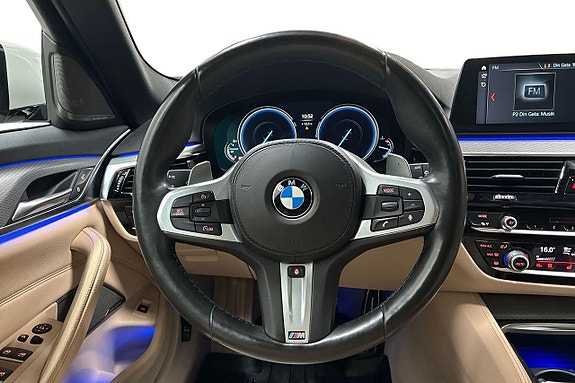 BMW 530i 16 of 30