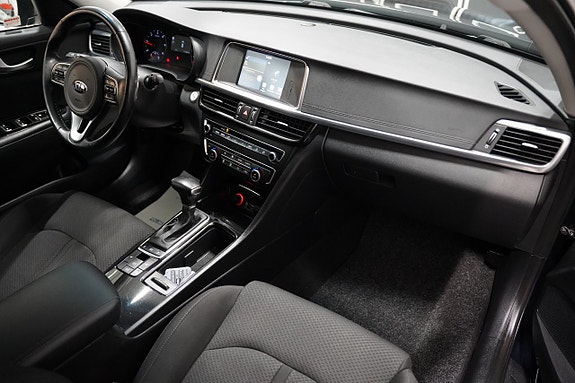 Kia Optima 8 of 21