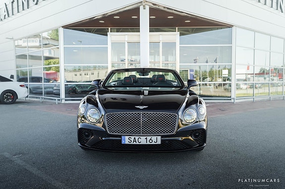 Bentley Continental GTC 3 of 26