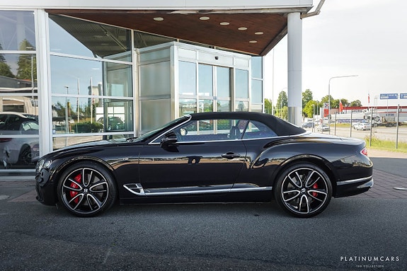 Bentley Continental GTC 5 of 26