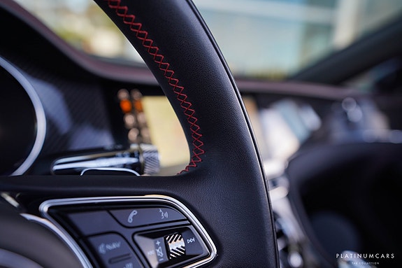 Bentley Continental GTC 20 of 26