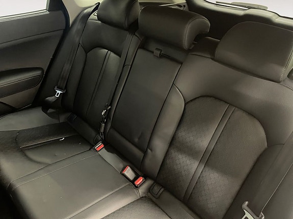 Kia Optima 15 of 26