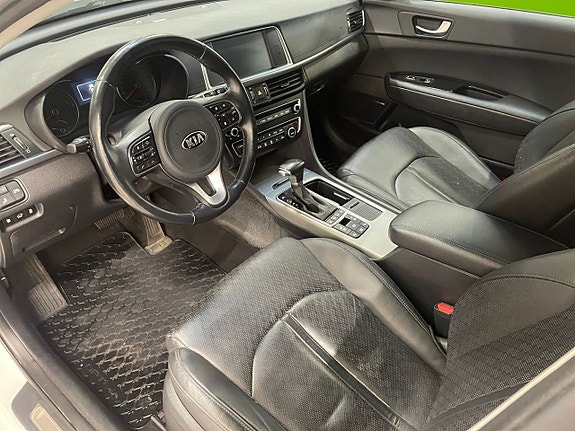 Kia Optima 9 of 26