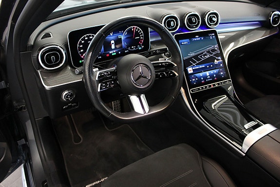 Mercedes-Benz C300 2 of 16