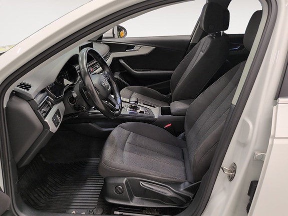Audi A4 9 of 21