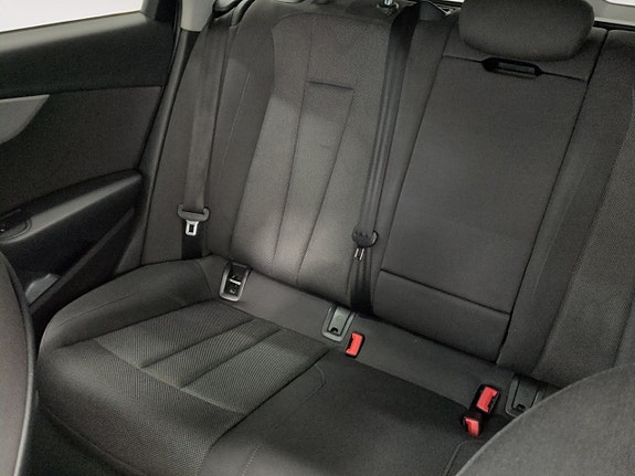 Audi A4 14 of 21