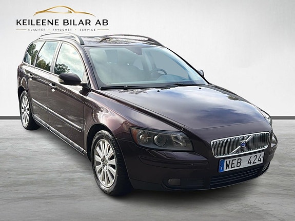 Volvo V50 4 of 23