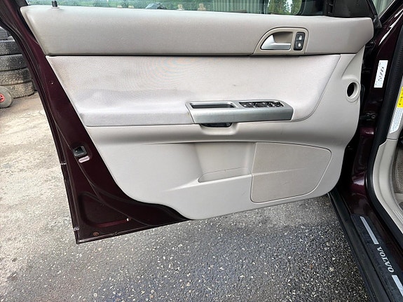 Volvo V50 21 of 23