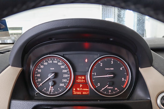BMW X1 9 of 13