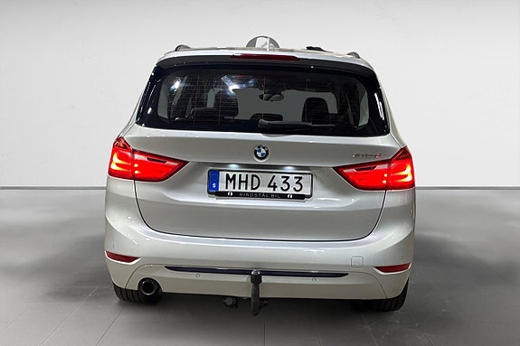 BMW 218 6 of 17