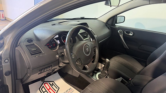 Renault Megane 5 of 13