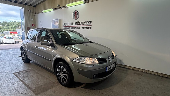 Renault Megane 8 of 13