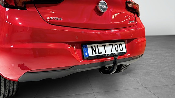 Opel Astra 13 of 18
