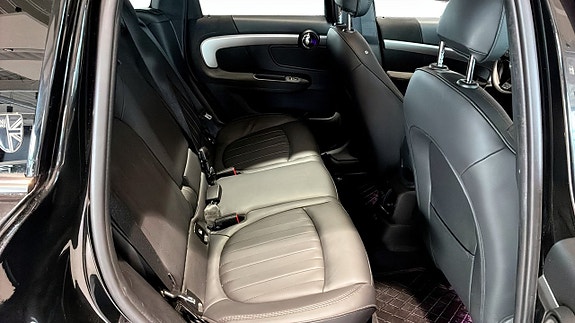 MINI Countryman SE 5 of 9
