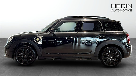 MINI Countryman SE 6 of 9