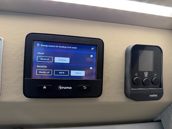 Volkswagen Crafter 177HK AUT (5 bältad) Pop-up tak & soffa/dubbelsäng bak inverter, kompressorkyl, induktionshäll! GASOL 15 of 21