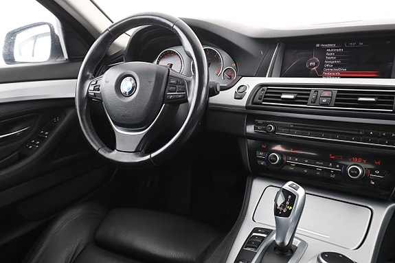 BMW 520d 14 of 30