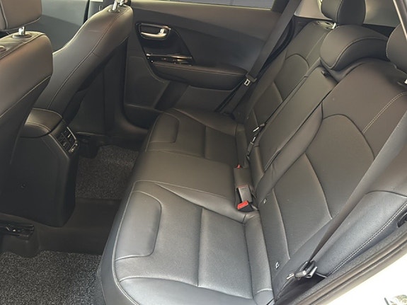Kia Niro 9 of 21