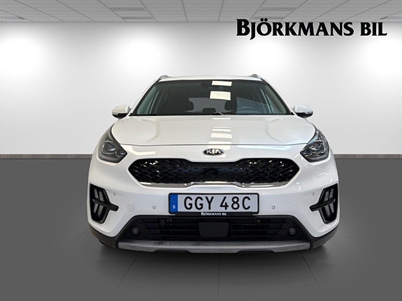 Kia Niro 2 of 21