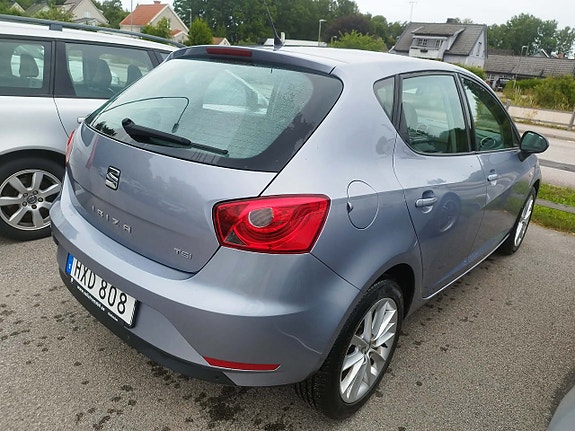 Seat Ibiza 2 of 3