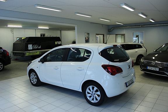 Opel Corsa 3 of 9