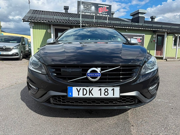Volvo V60 12 of 12