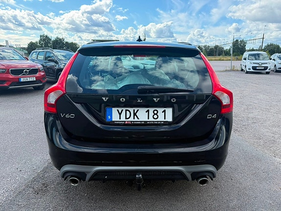 Volvo V60 3 of 12