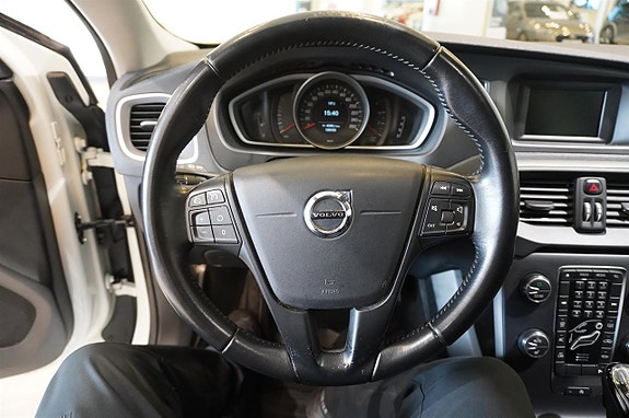 Volvo V40 8 of 10