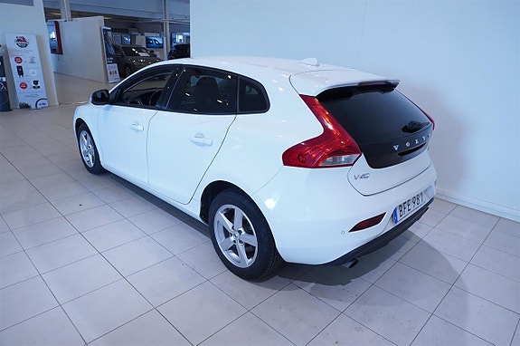 Volvo V40 6 of 10