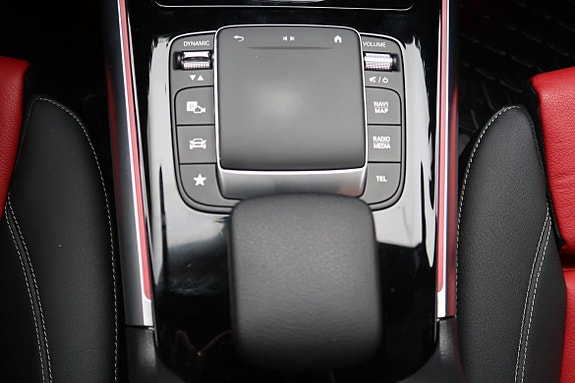 Mercedes-Benz GLA180 d 17 of 20