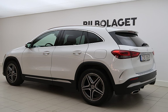 Mercedes-Benz GLA180 d 3 of 20