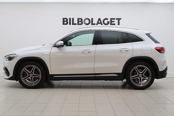 Mercedes-Benz GLA180 d 2 of 20