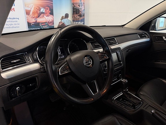Skoda Superb 21 of 30