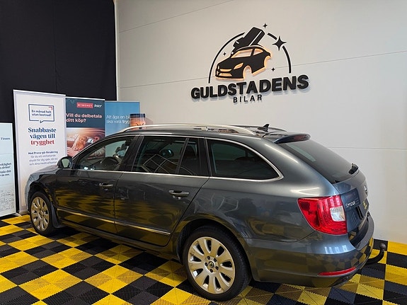 Skoda Superb 8 of 30