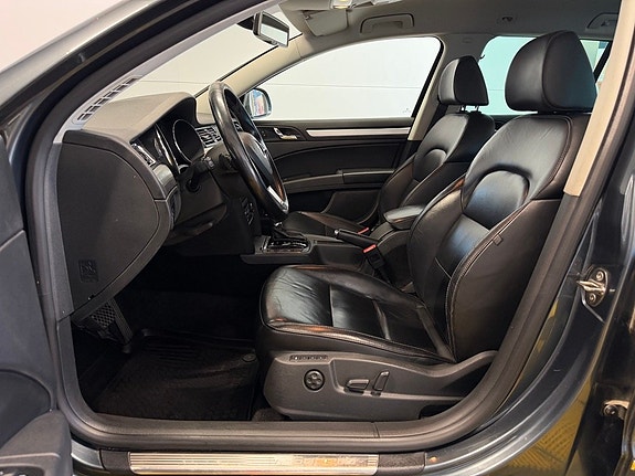 Skoda Superb 17 of 30