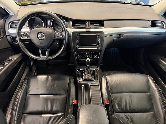 Skoda Superb 23 of 30