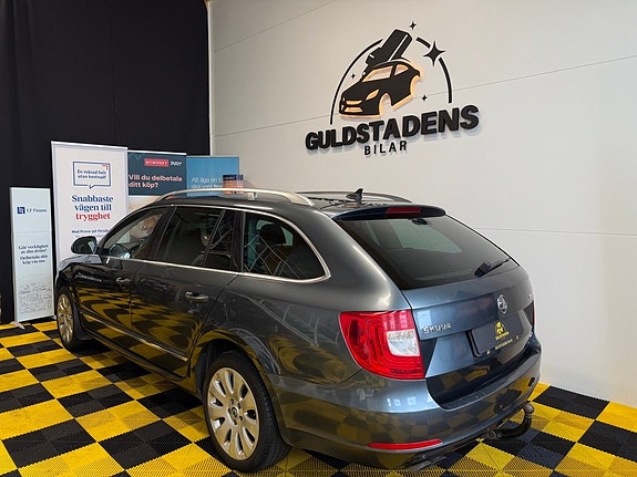 Skoda Superb 7 of 30