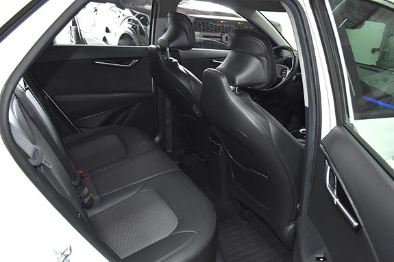 Kia Niro 7 of 17