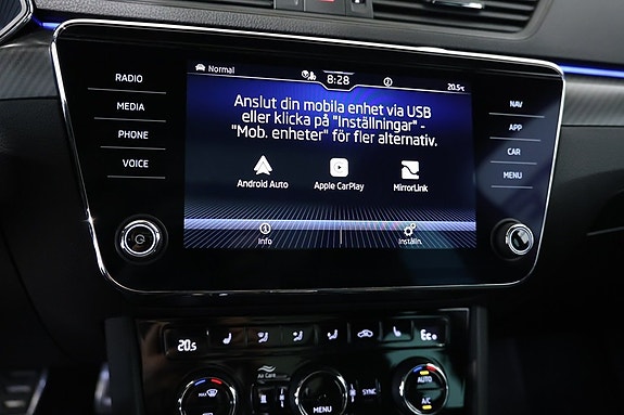 Skoda Superb 17 of 23