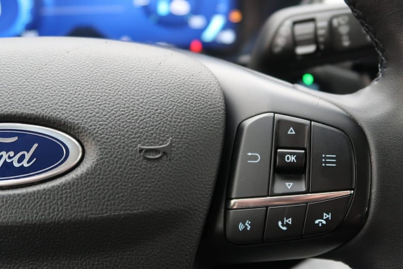Ford Kuga 10 of 21
