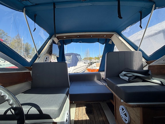 OBS Läs hela annonsen - Wellcraft suncruiser/Mercruiser 350 MPI 7 of 13