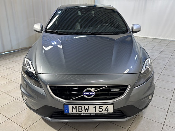 Volvo V40 5 of 16