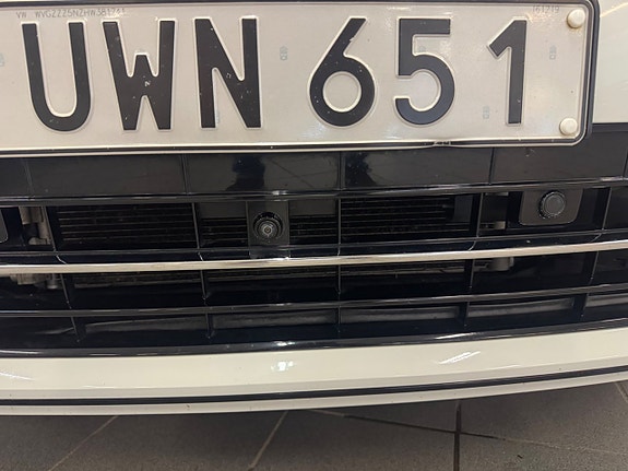 Volkswagen Tiguan 12 of 12