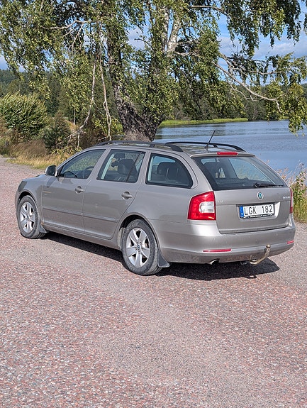 Skoda Octavia 4 of 8