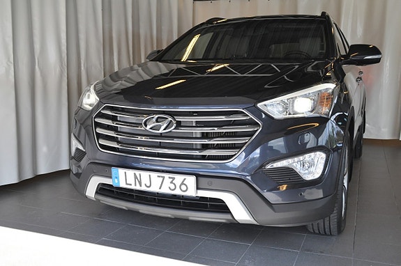 Hyundai Grand Santa Fe 3 of 18