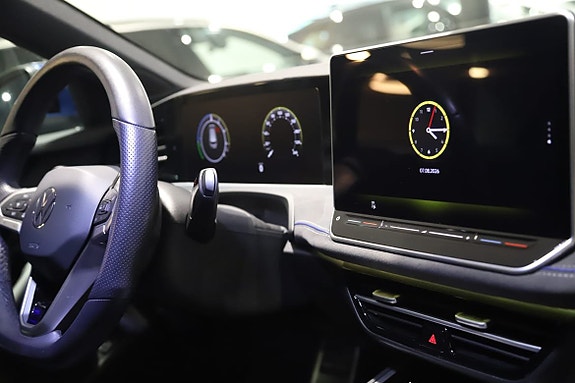 Volkswagen Passat 6 of 18
