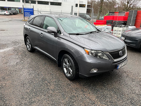 Lexus 2012